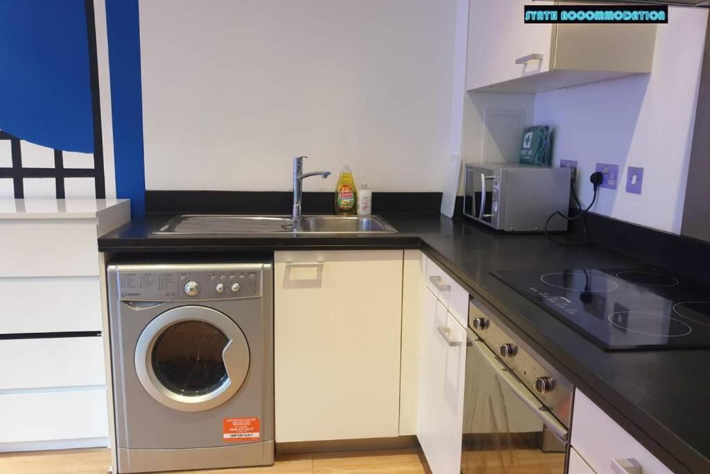 80S Retro 1Bed Studio Serviced Apartment Canary Wharf Perfect For Solo & Couple Travellers London Ngoại thất bức ảnh